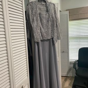 Mother of bride/groom gown